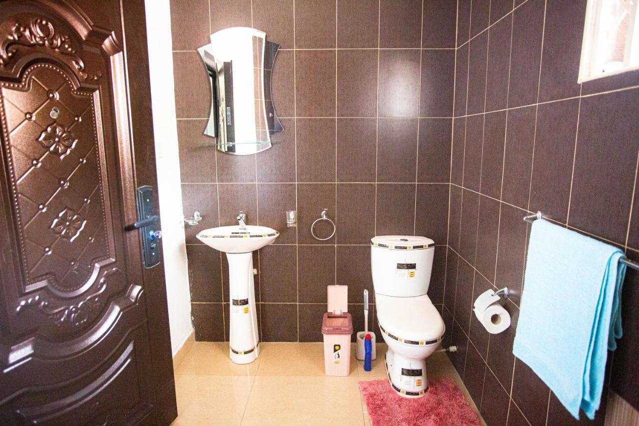 Accra Luxury Homes @ East Legon Buitenkant foto